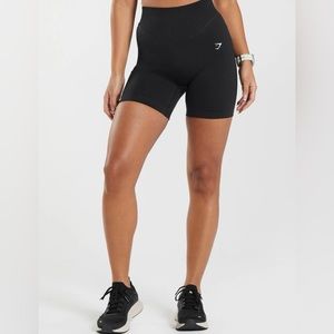 Gymshark SWEAT SEAMLESS SHORTS - size Medium, Black
